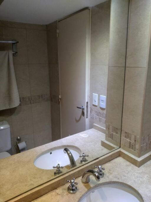 Comodo Departamento En San Nicolas Apartment Buenos Aires